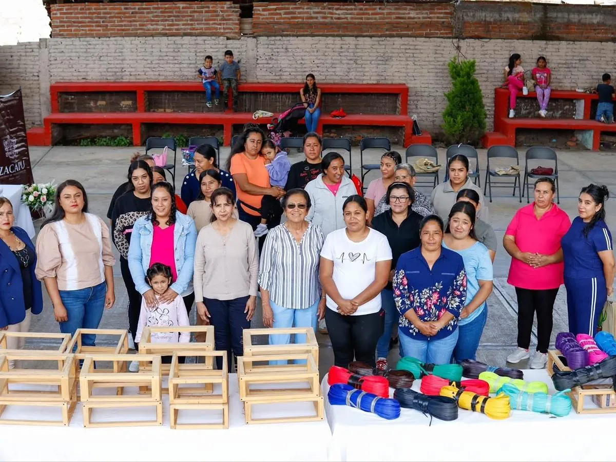 Gobierno de Zacapu autoempleo desarrollo mujeres talleres comunidades