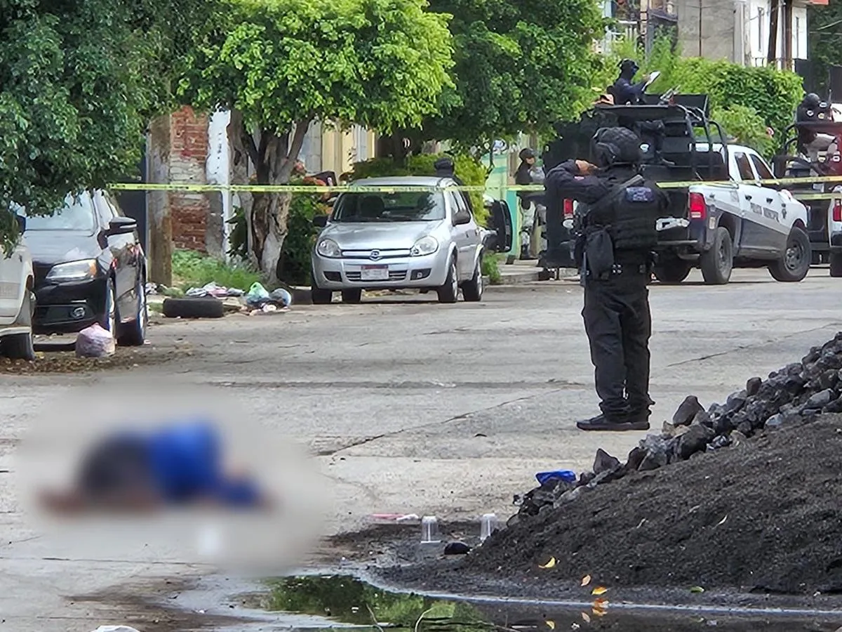 Hombre es asesinado mientras caminaba por calles de Zamora; se desconocen los motivos
