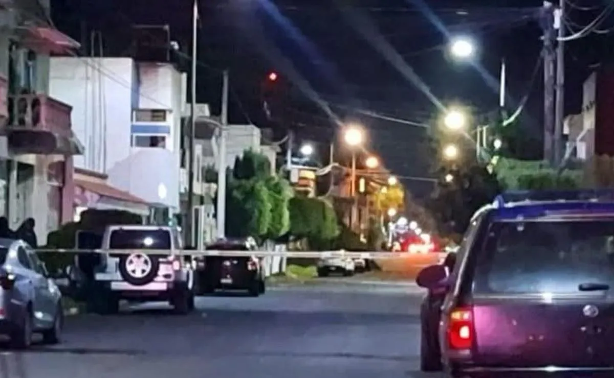 Hombre es baleado en intento de ser despojarlo de su camioneta en Uruapan