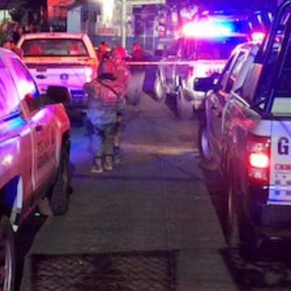 Pierden la vida y un hombre y una mujer luego de ser atacados por sujetos armados en Uruapan