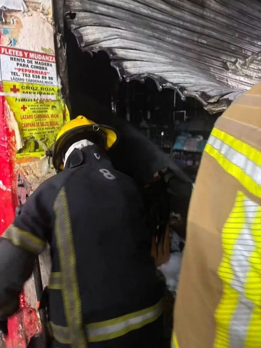 Incendio en mercado de Las Guacamayas deja solo daños materiales-1