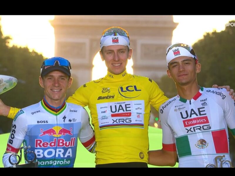 Isaac del Toro logró la más grande hazaña del ciclismo mexicano al subir al podio en el Tour de Francia; Pogacar conquistó su quinto título