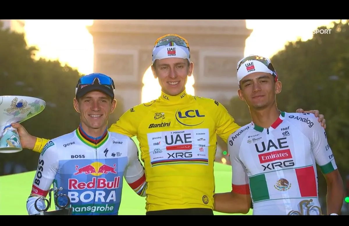 Isaac del Toro logró la más grande hazaña del ciclismo mexicano al subir al podio en el Tour de Francia