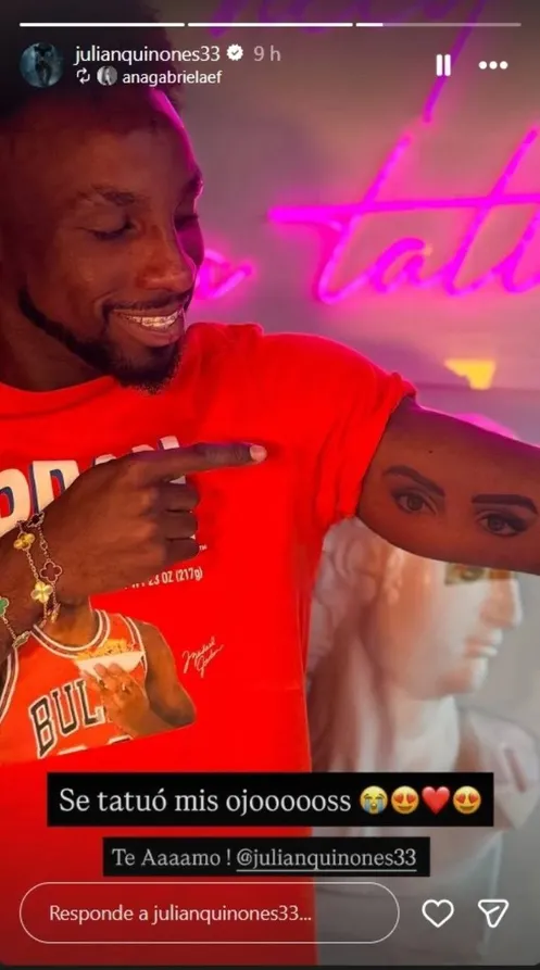 Julián Quiñones presume romántico tatuaje dedicado a su esposa-1