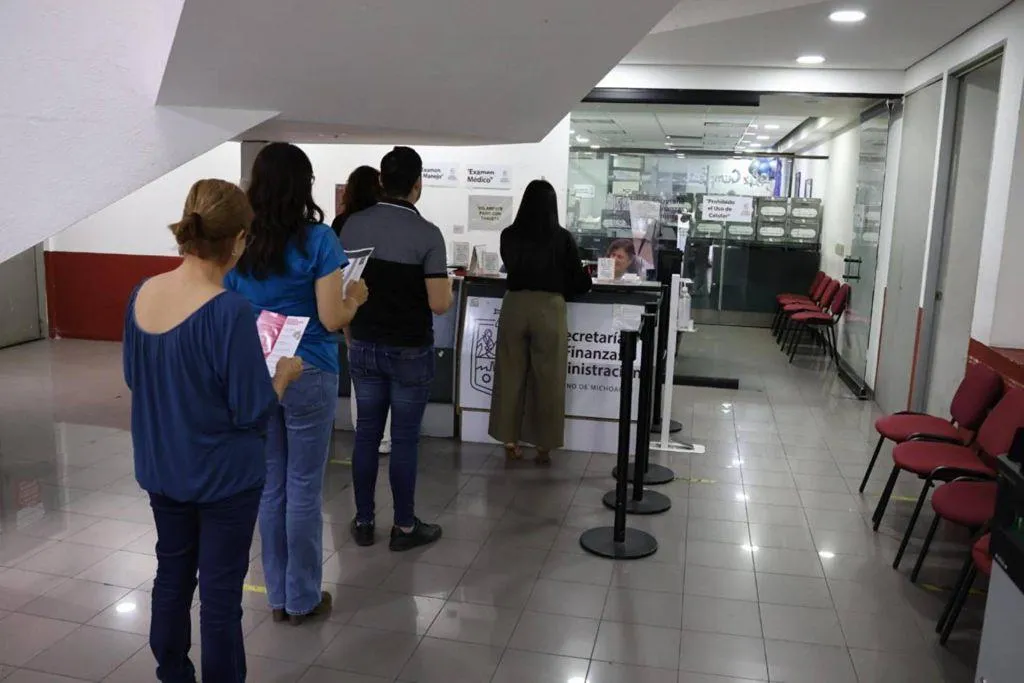 licencia conducir pago refrendo oficinas Morelia vacaciones
