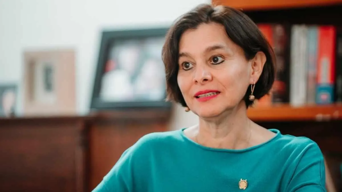 Llama científica Ireri Suazo a abrir espacios para mujeres en ciencia y toma de decisiones