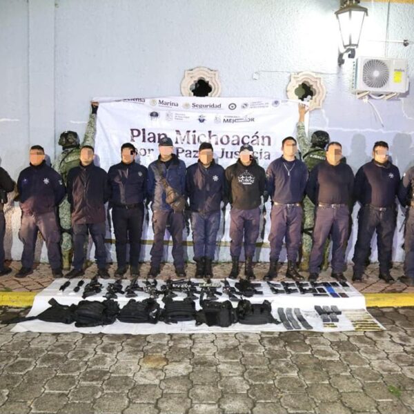Los 9 hombres detenidos en Zinapécuaro en patrullas “clonadas” enfrentan nuevo proceso por presunto secuestro y homicidio