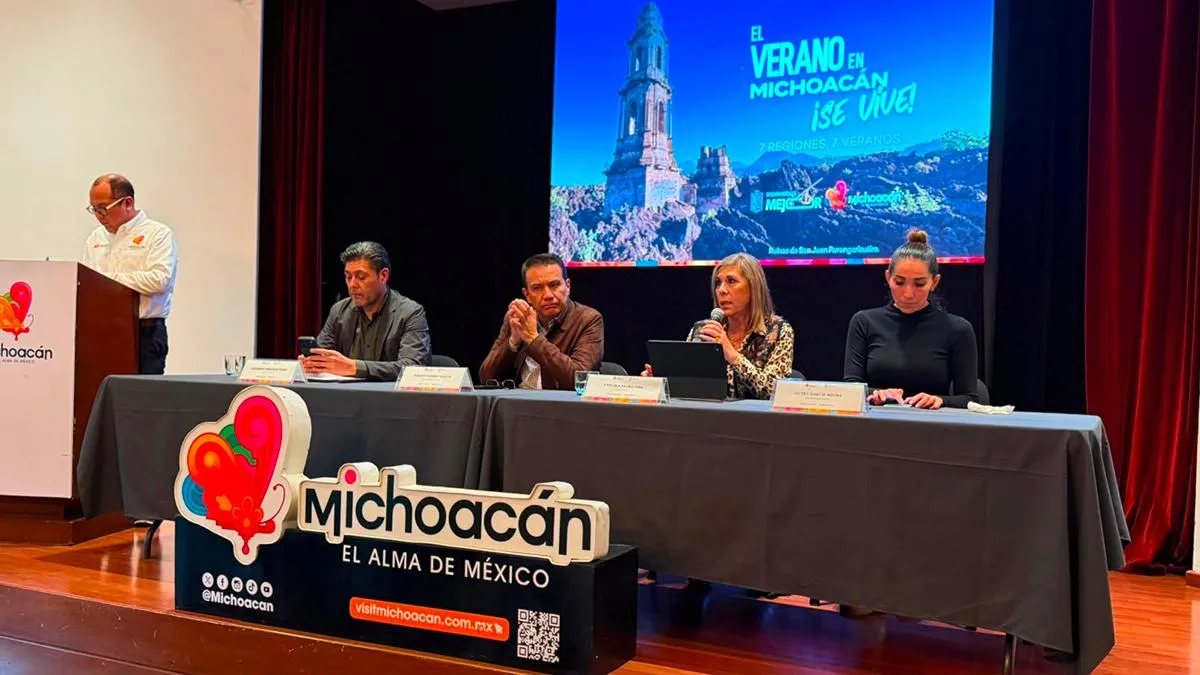 Michoacán turistas vacaciones de verano