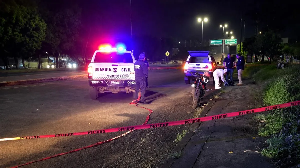 Motociclista muere tras ser arrollado por vehículo que huyó en el Periférico de Morelia