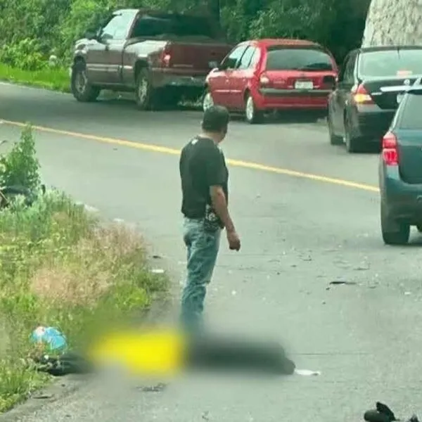 Muere peatón tras ser atropellado en la carretera libre Pátzcuaro-Uruapan