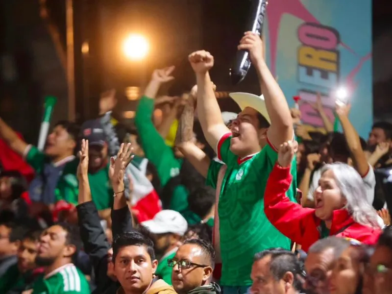 ¡Nadie se queda fuera! El Jalo Futbolero tendrá otra pantalla gigante para el México vs. Inglaterra