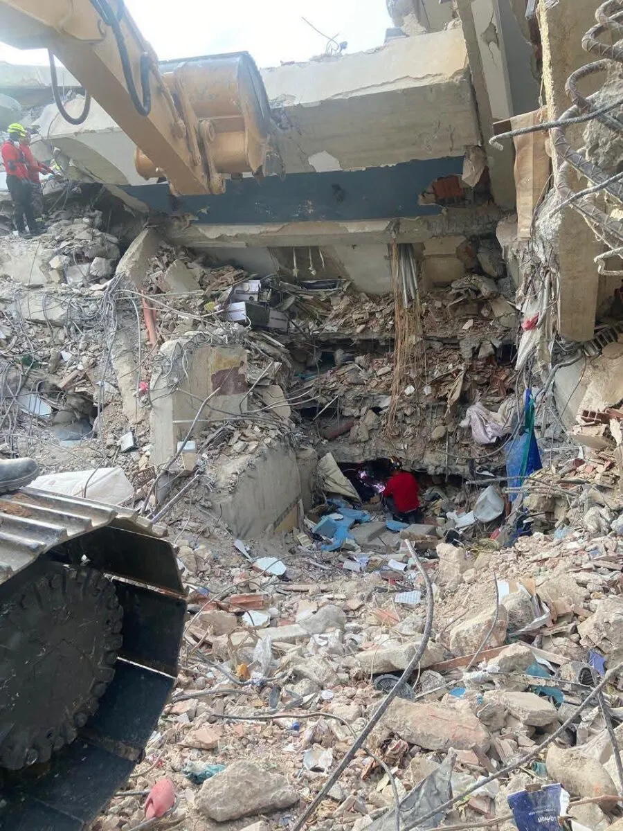 "No te conozco, pero daría la vida por ti"; Bomberos de Zitácuaro continúan labores de apoyo tras sismos en Venezuela