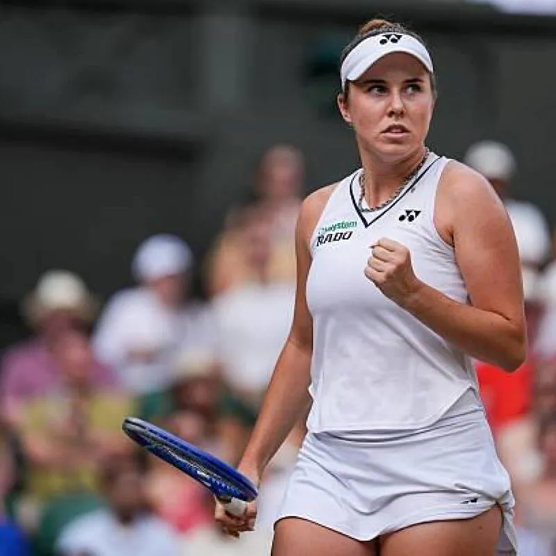 ¡Nueva reina en Wimbledon: Linda Noskova!