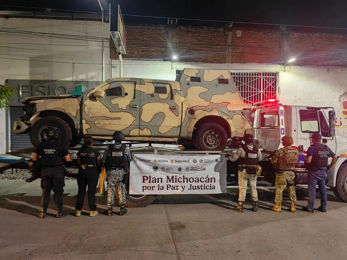 operativo Guardia Civil vehículos blindaje improvisado cateo Parácuaro