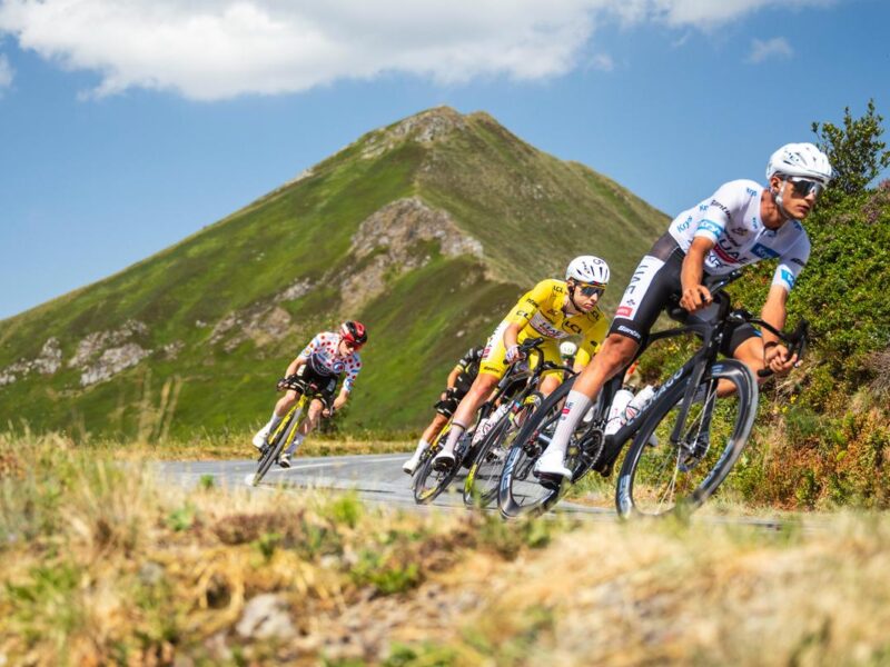 Pogacar marca su supremacía en el Tour de Francia e Isaac del Toro cae al séptimo lugar de la general