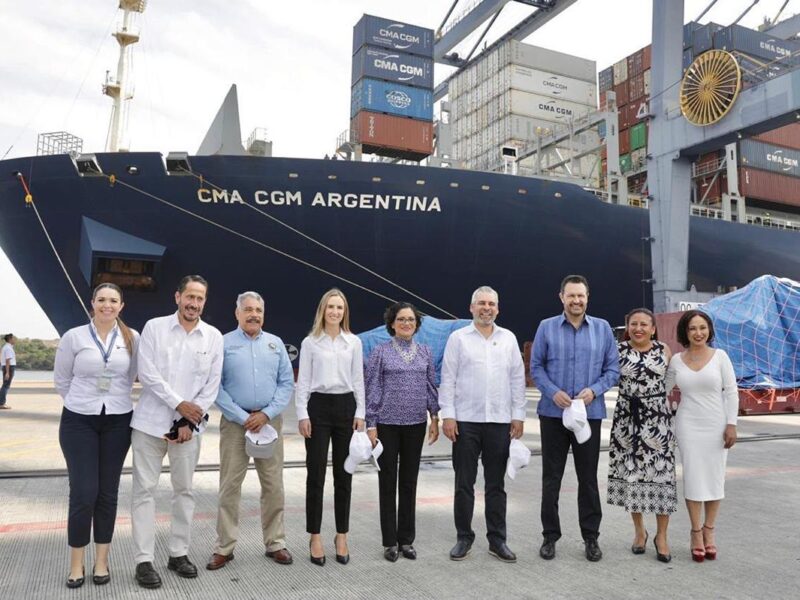 Puerto de Lázaro Cárdenas rompe récord; moviliza 15.5 millones de toneladas en primer semestre: Bedolla