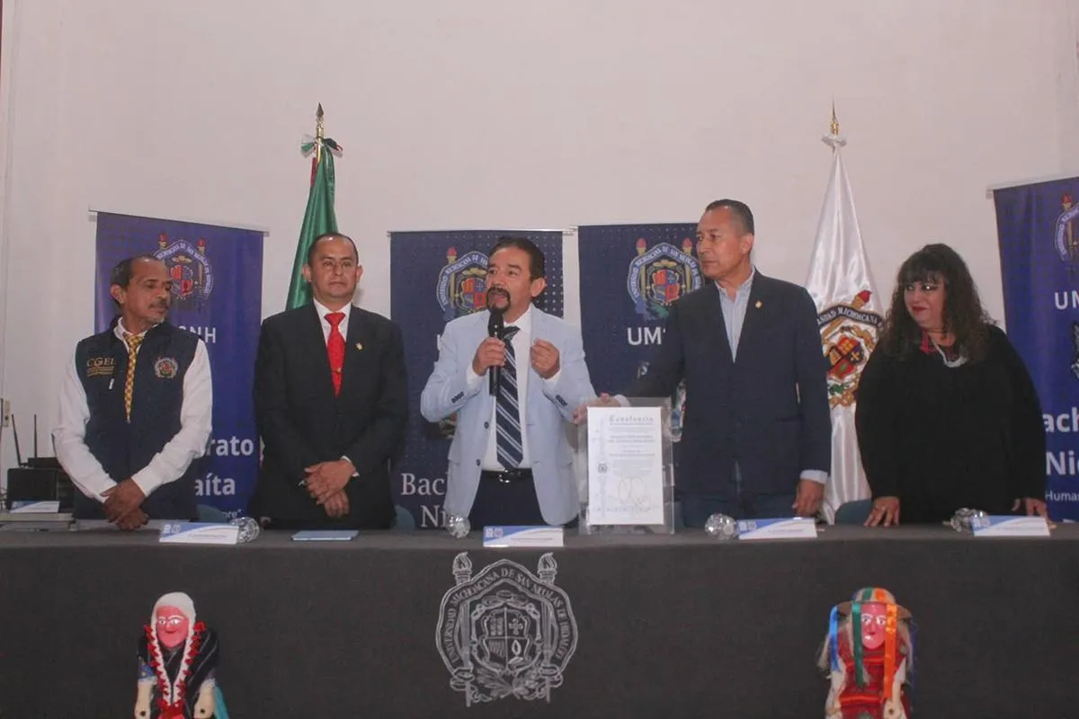 Rectora Yarabí Ávila autoevaluación Bachillerato Nicolaita 1