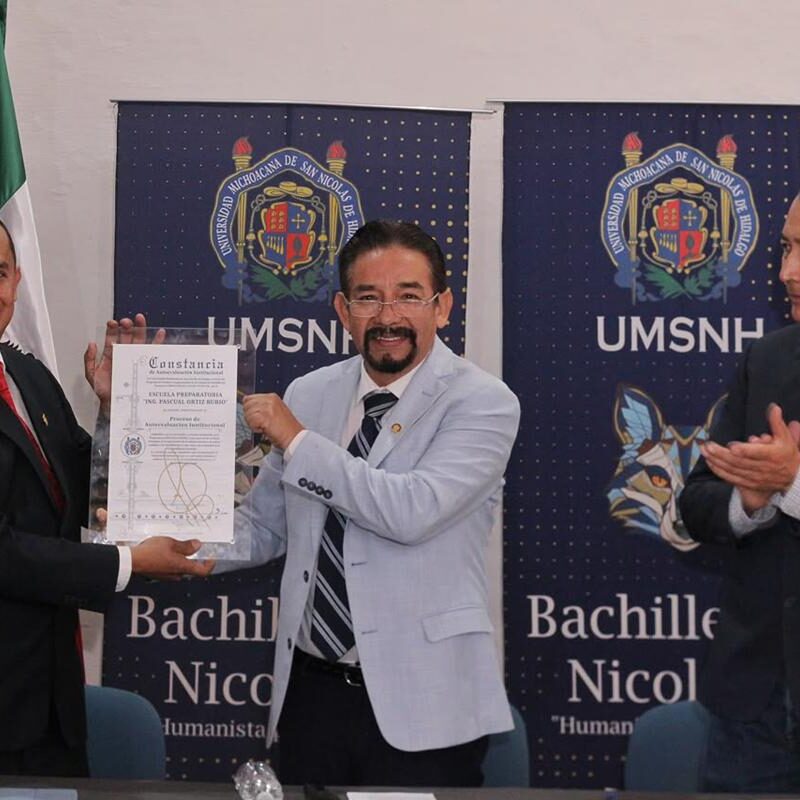 Rectora Yarabí Ávila somete por primera vez en la historia a autoevaluación al Bachillerato Nicolaita