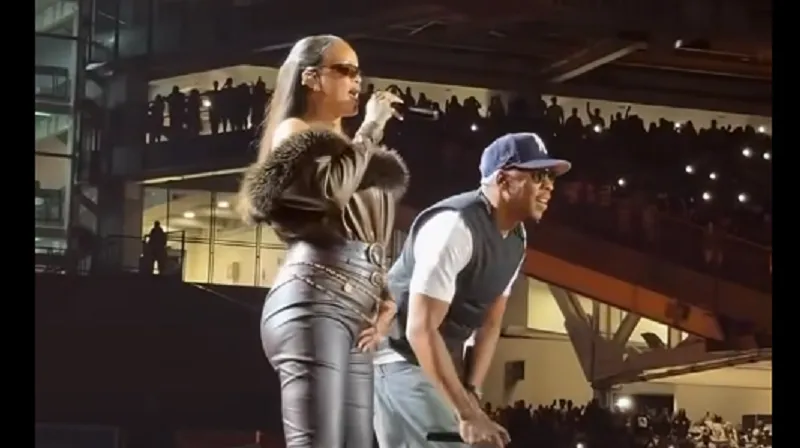 Rihanna Regresa a los Escenarios: Sorpresiva Aparición Junto a Jay-Z en el Yankee Stadium