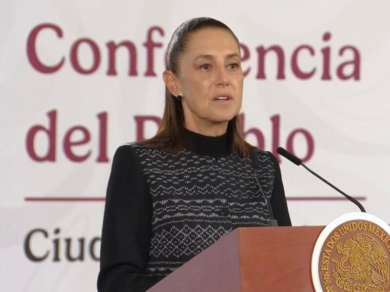Sheinbaum lamenta fallecimientos en festejos del Tri en el Ángel de la Independencia