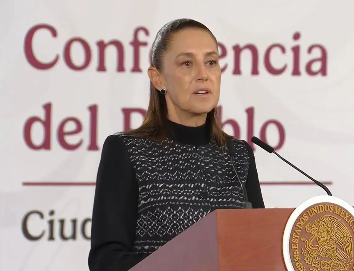 Sheinbaum lamenta fallecimientos en festejos del Tri en el Ángel de la Independencia