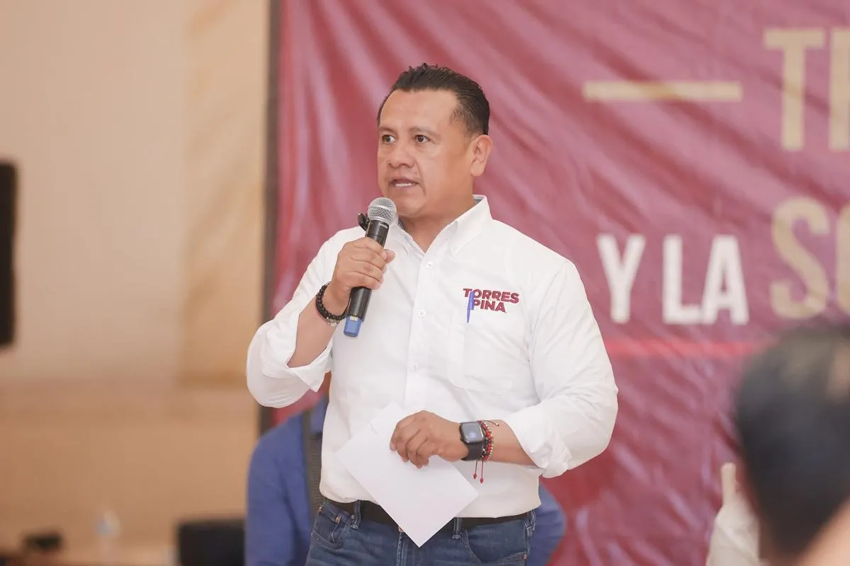 Torres Piña como titular de la FGE no investigó nexos de alcaldes con el narco; ahora se lava las manos
