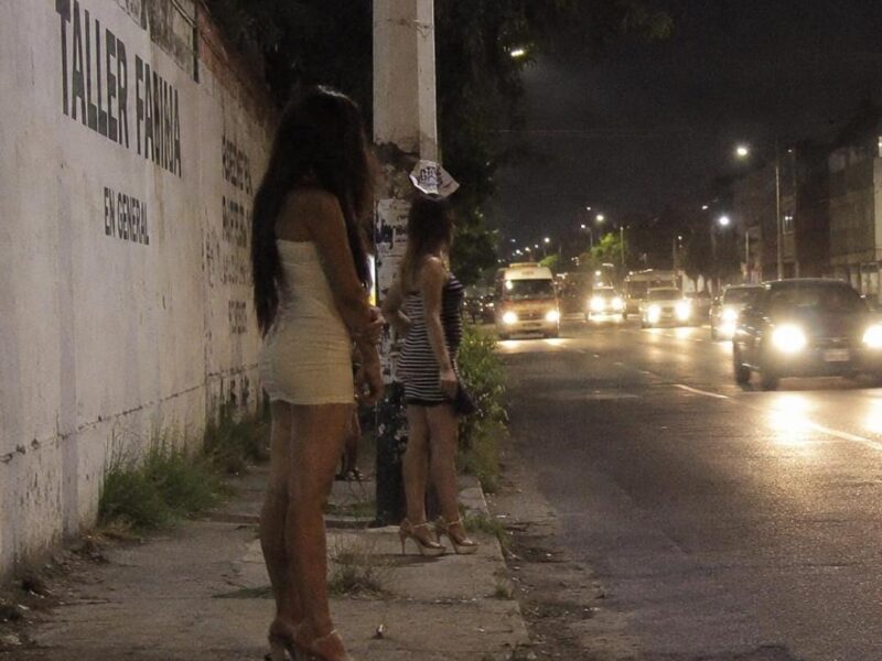 Entre estigma y supervivencia, trabajo sexual en Morelia: 70% apenas tiene primaria