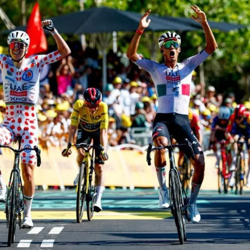 Isaac del Toro triunfa en la segunda etapa del Tour de Francia