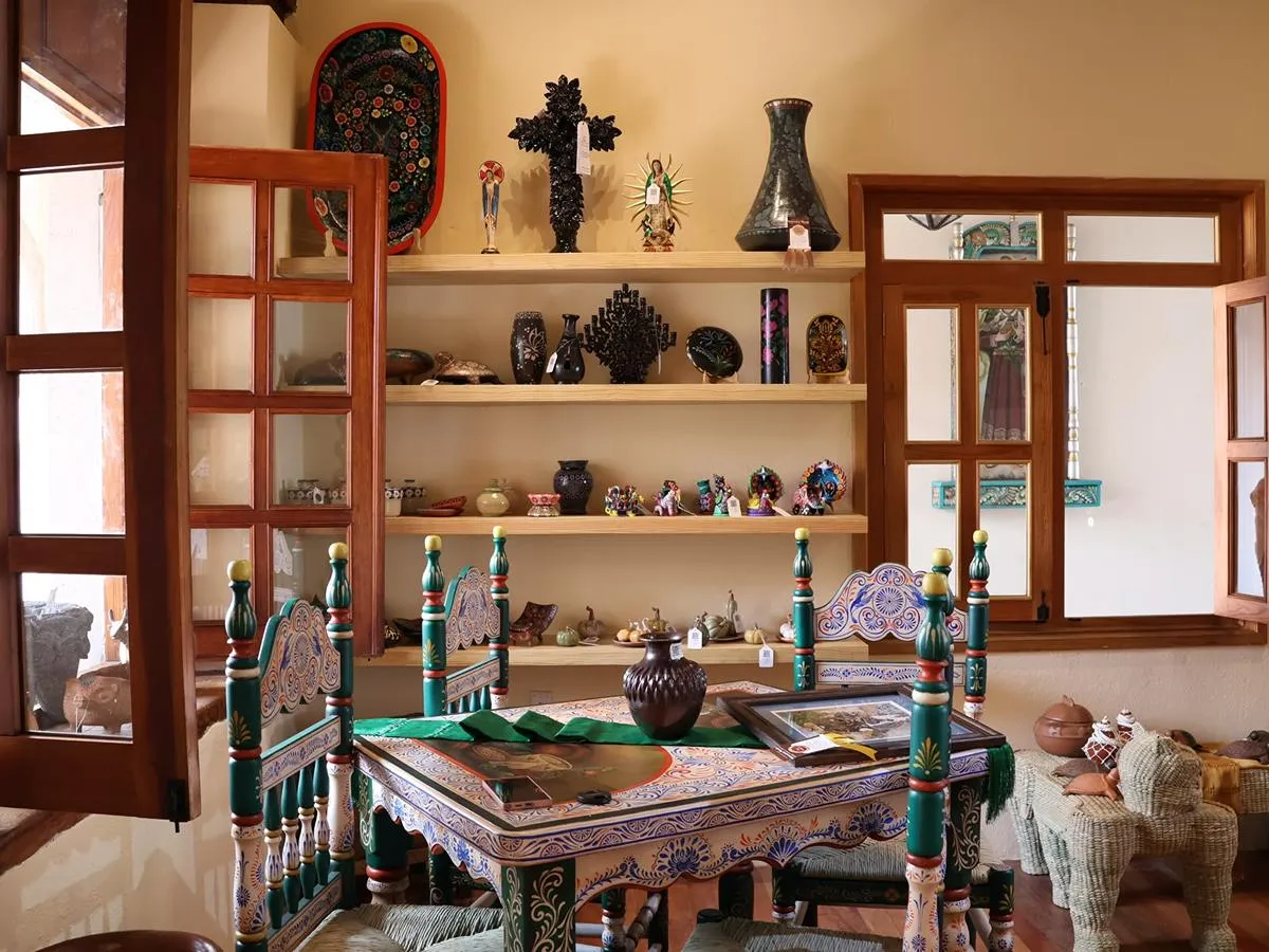 Vacaciones Pátzcuaro oferta artesanal tienda Casart