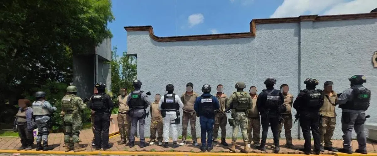 Vinculan a proceso a 10 personas presuntamente relacionadas en delitos contra la salud