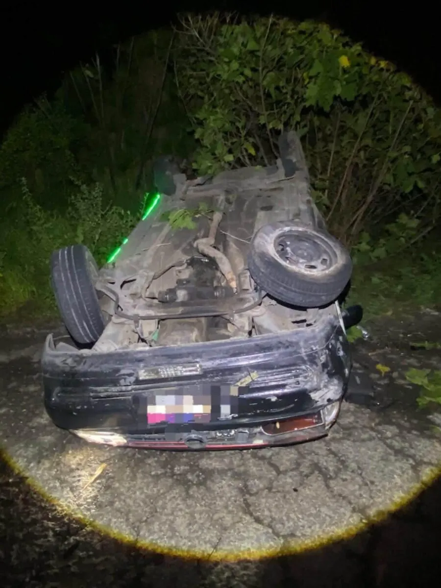 Volcadura en la carretera Zitácuaro-Toluca deja un muerto y dos heridos